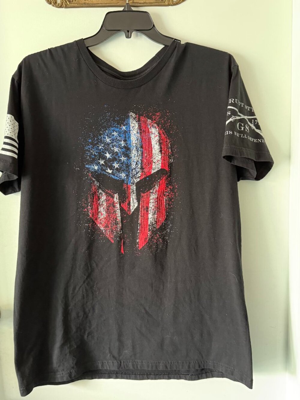 Grunt Style Mens XL Spartan T shirt Red White and Blue Black Tee